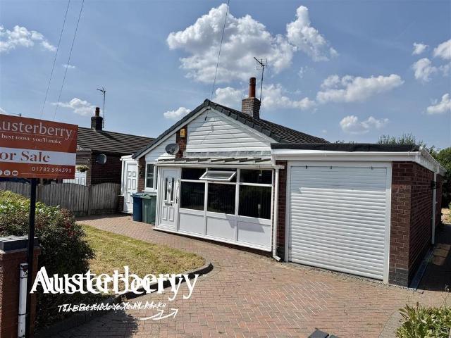 2 bedroom detached bungalow for sale