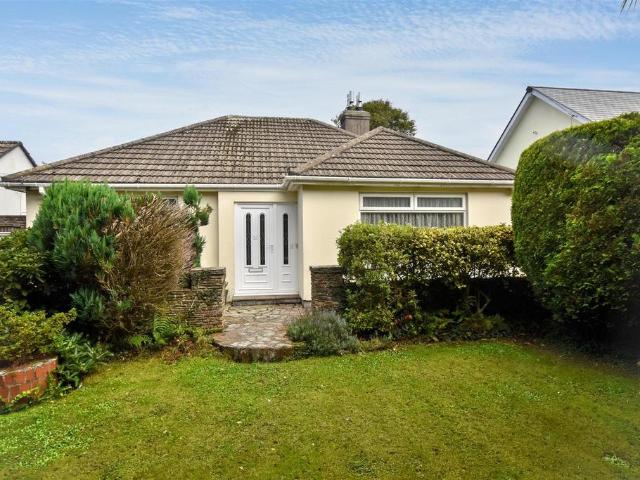 2 bedroom detached bungalow for sale