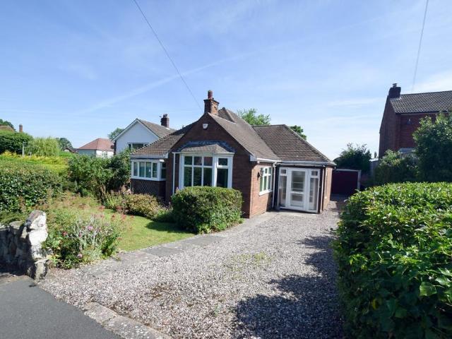 2 bedroom detached bungalow for sale