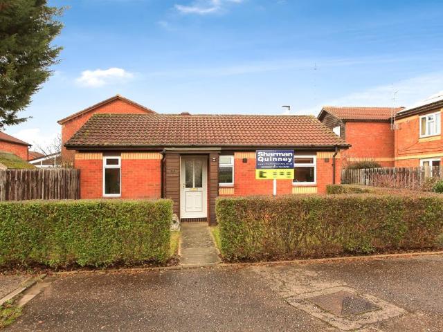 2 bedroom detached bungalow for sale
