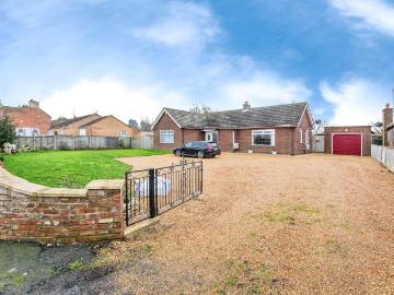 Fenland, East of England - Garden, Equipped kitchen