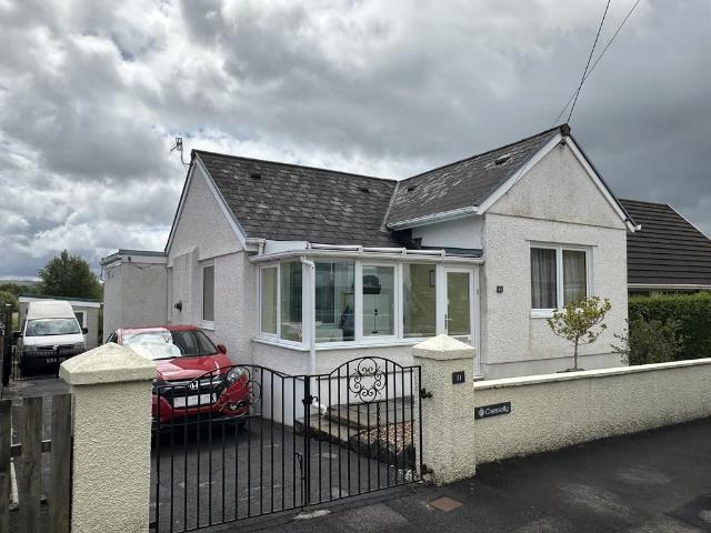 2 bedroom detached bungalow for sale