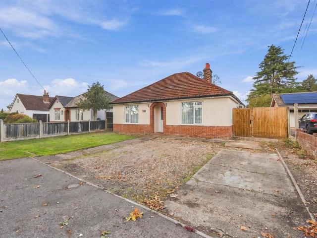 2 bedroom detached bungalow for sale