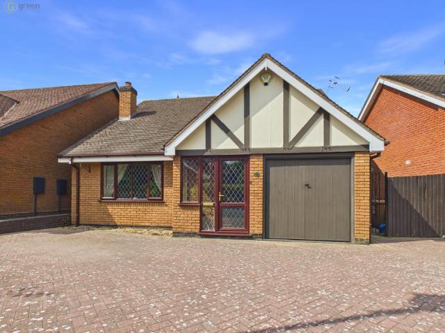 2 bedroom detached bungalow for sale
