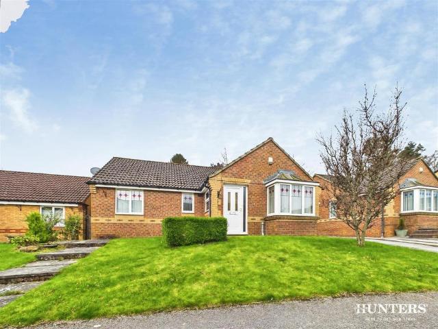 2 bedroom detached bungalow for sale