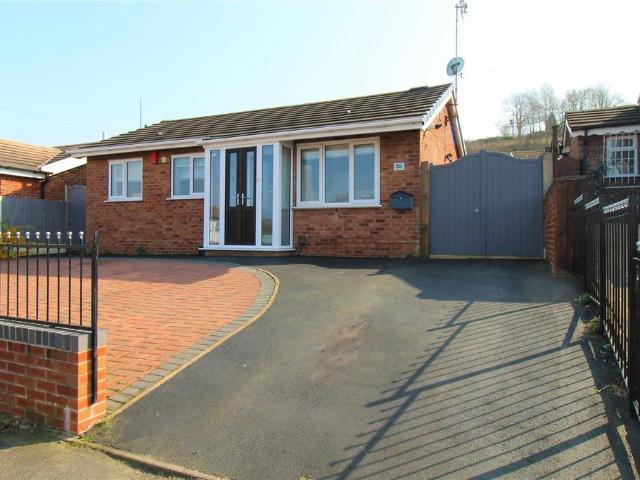 2 bedroom detached bungalow for sale