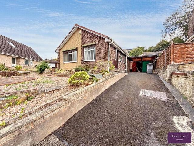 2 bedroom detached bungalow for sale