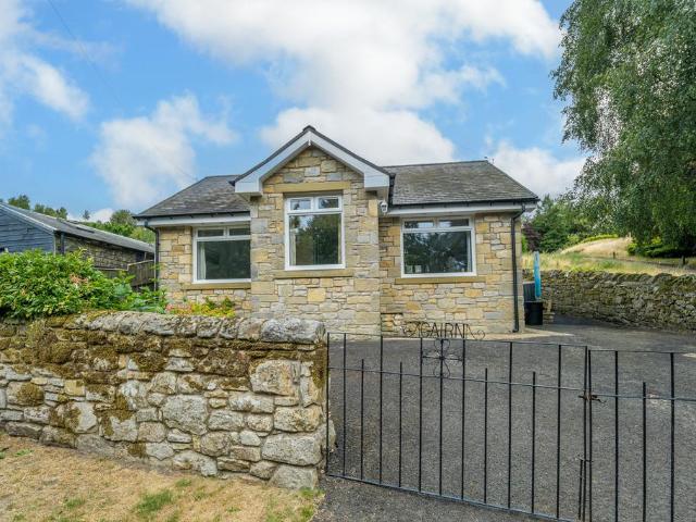 2 bedroom detached bungalow for sale