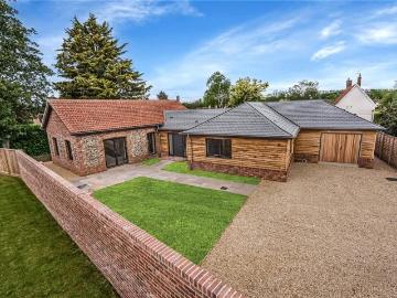 2 bedroom detached bungalow for sale