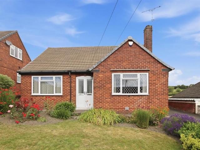 2 bedroom detached bungalow for sale