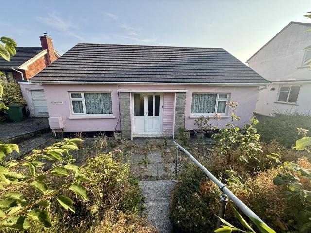2 bedroom detached bungalow for sale