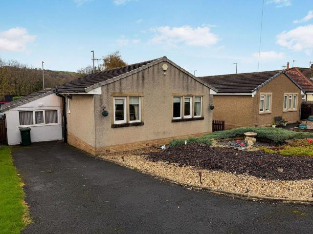 2 bedroom detached bungalow for sale