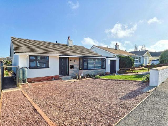 2 bedroom detached bungalow for sale