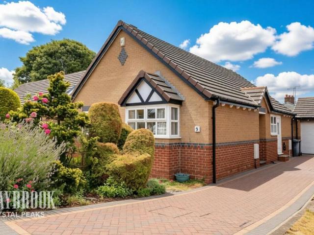 2 bedroom detached bungalow for sale