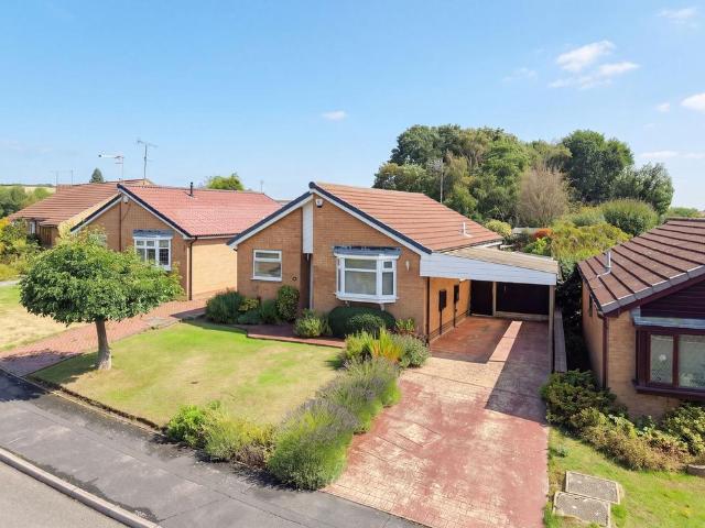 2 bedroom detached bungalow for sale