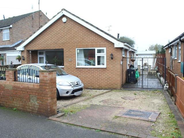 2 bedroom detached bungalow for sale