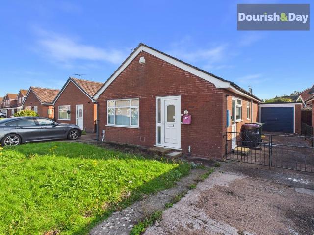 2 bedroom detached bungalow for sale