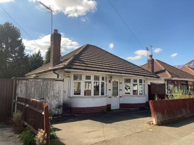 2 bedroom detached bungalow for sale