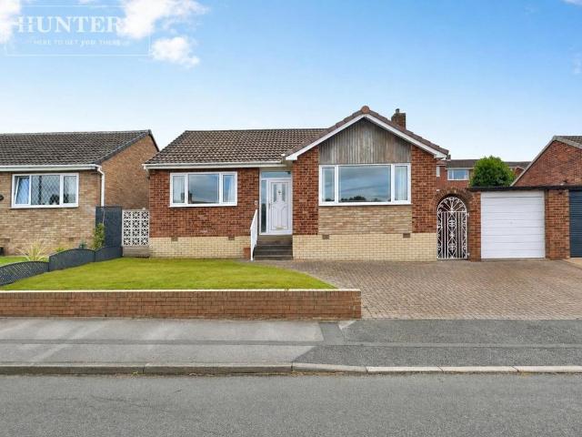 2 bedroom detached bungalow for sale