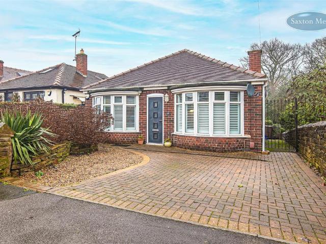 2 bedroom detached bungalow for sale