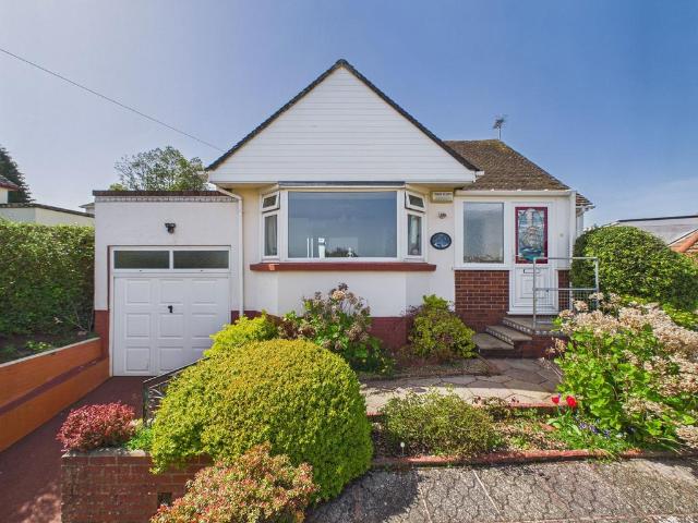 2 bedroom detached bungalow for sale