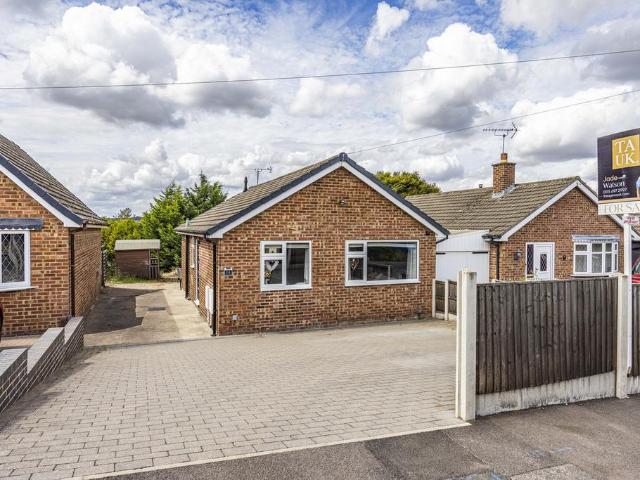 2 bedroom detached bungalow for sale