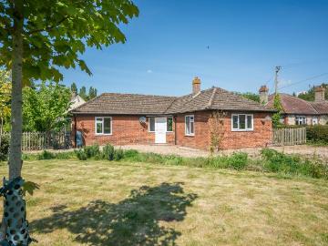 Breckland, East of England - Garden, Equipped kitchen