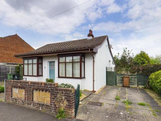 2 Bedroom Detached Bungalow For Sale In Drayton, Portsmouth