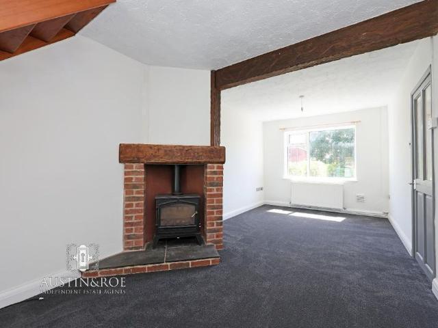 2 bedroom detached bungalow to rent