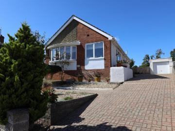2 bedroom detached bungalow to rent