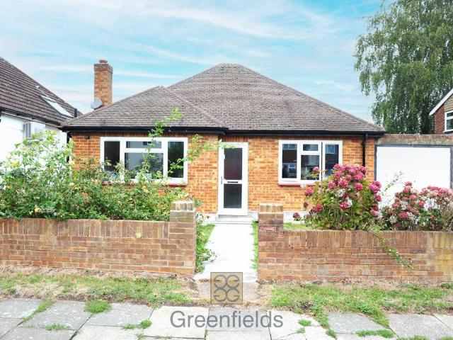 2 bedroom detached bungalow to rent