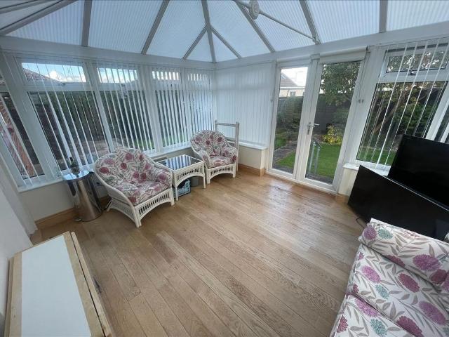2 bedroom detached bungalow to rent