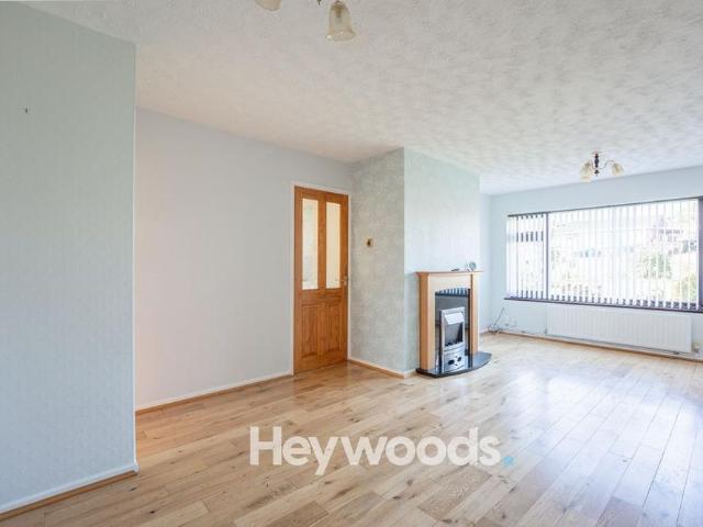 2 bedroom detached bungalow to rent