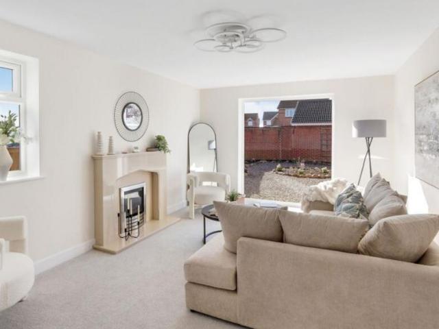 2 bedroom Detached bungalow to rent