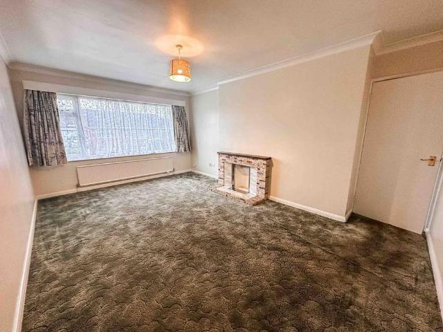 2 bedroom detached bungalow to rent