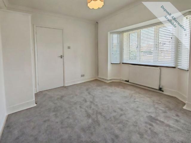 2 bedroom detached bungalow to rent