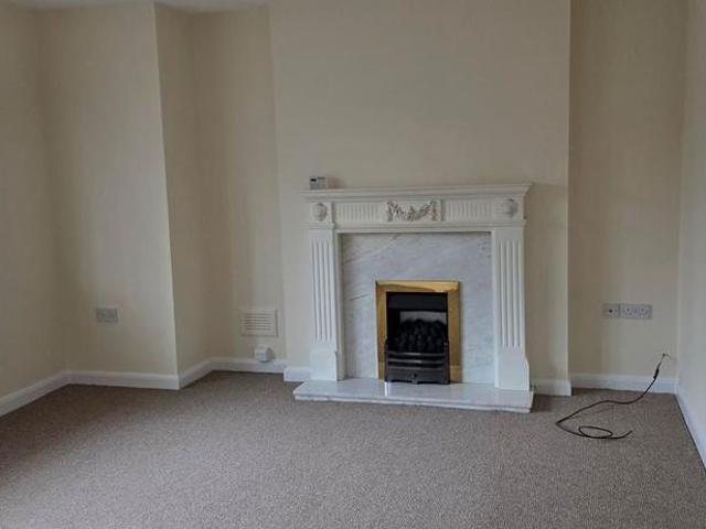 2 bedroom detached bungalow to rent