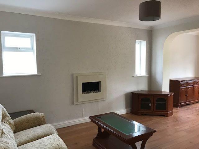 2 bedroom detached bungalow to rent