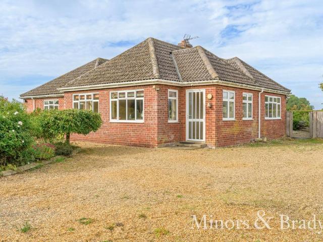 2 bedroom detached bungalow to rent
