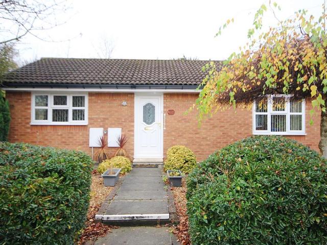 2 bedroom detached bungalow to rent