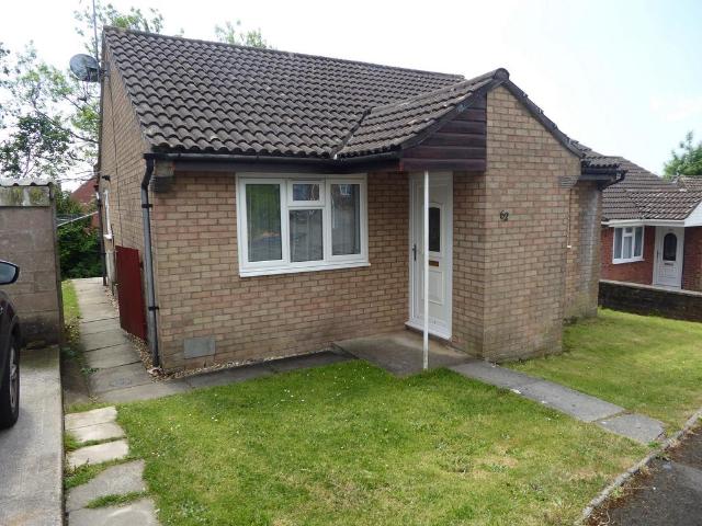 2 bedroom detached bungalow to rent