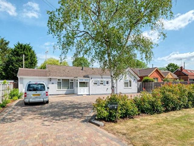 2 Bedroom Detached Bungalow To Rent In Haye Lane, Mappleborough Green, Studley, B80