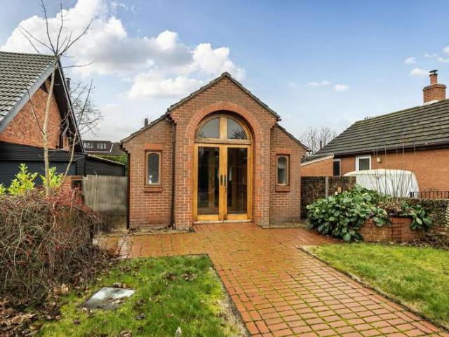 2 Bedroom Detached House