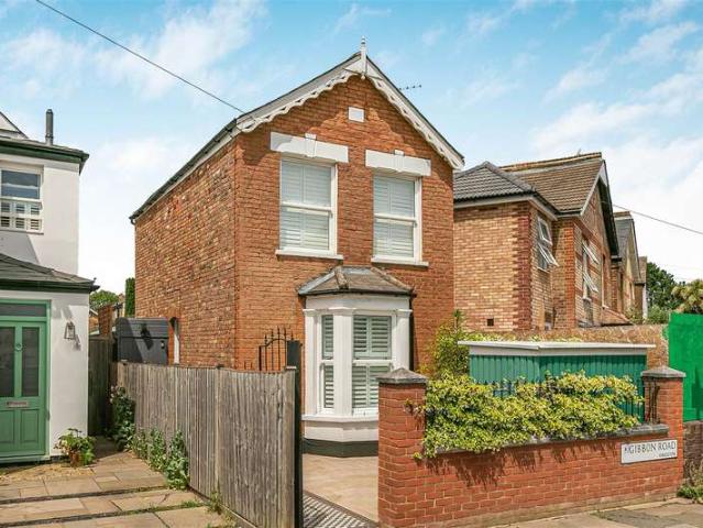 2 Bedroom Detached House