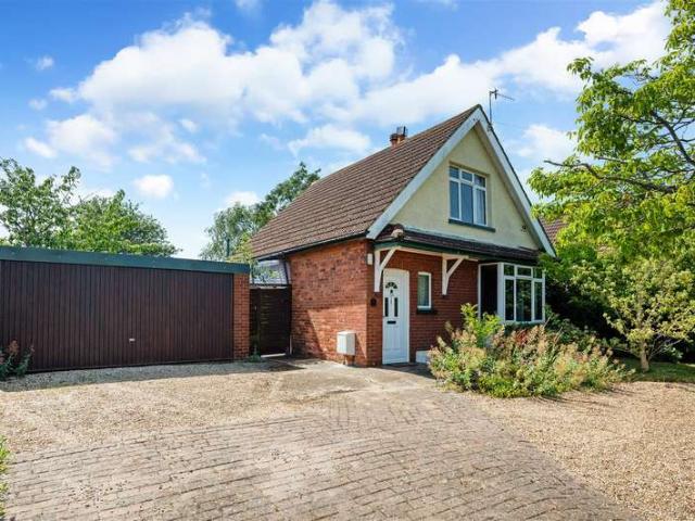 2 Bedroom Detached House