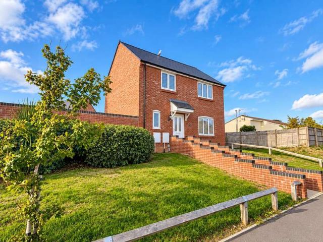 2 Bedroom Detached House