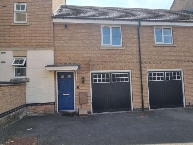 2 Bedroom Detached House