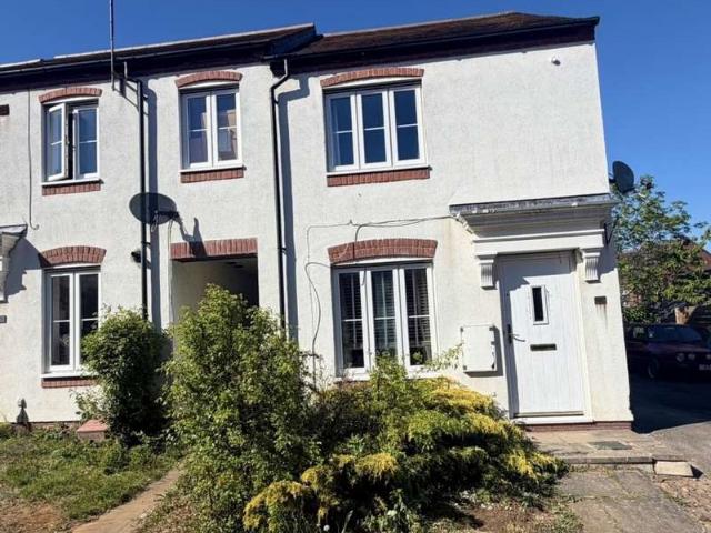 2 Bedroom Detached House