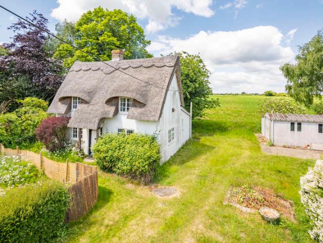 2 Bedroom Detached House