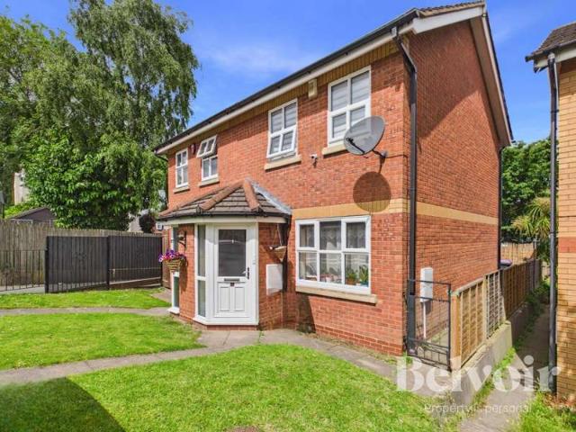 2 Bedroom Detached House
